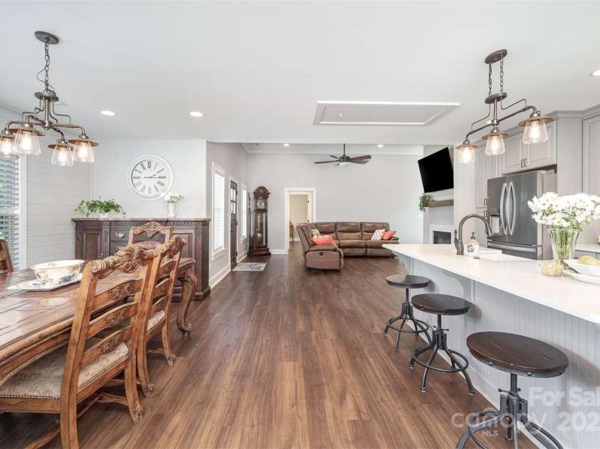 5701 Cedar Hill Drive, Monroe, NC 28110.  MLS# CAR4271384, YatesRealty ID 21913. Side entrance to home