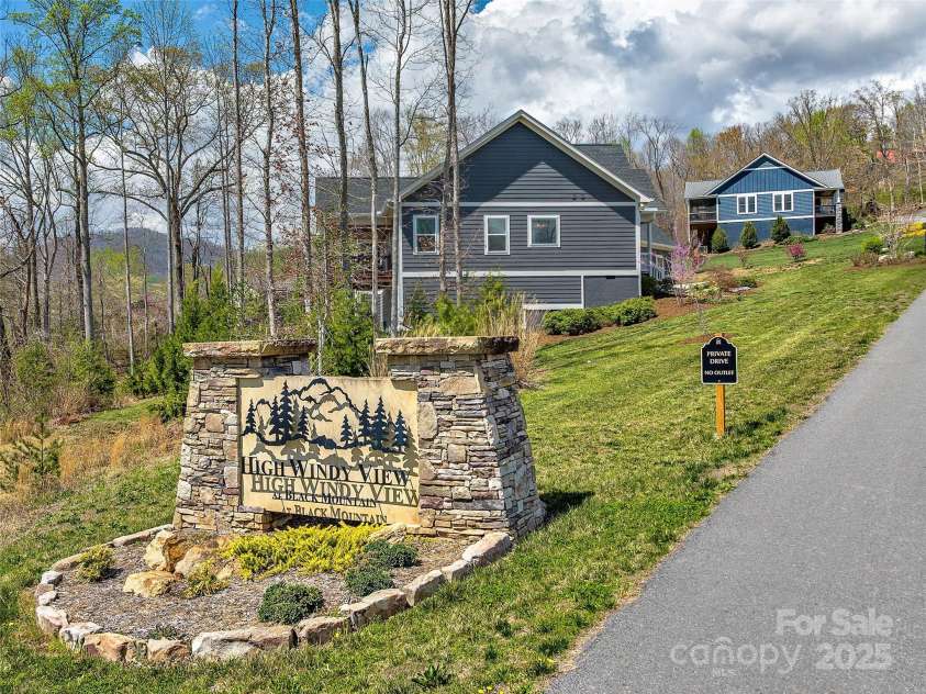 116 Whispering Wind Drive, Black Mountain, NC 28711.  MLS# CAR4245710, YatesRealty ID 21914. Welcome to High Windy View