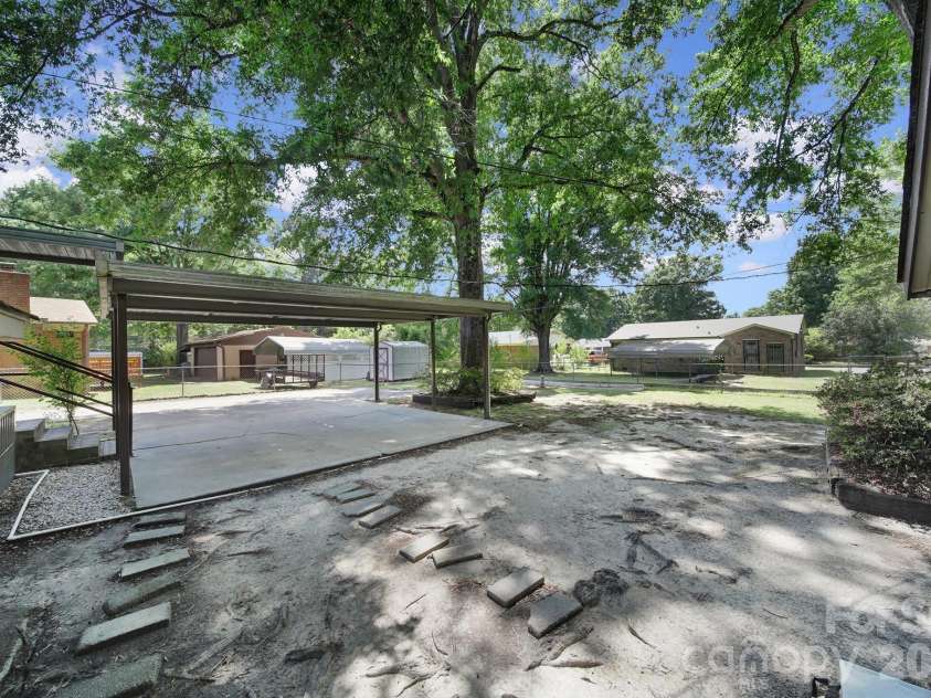 804 Finley Court, Rock Hill, SC 29730.  MLS# CAR4377635, YatesRealty ID 21914. 