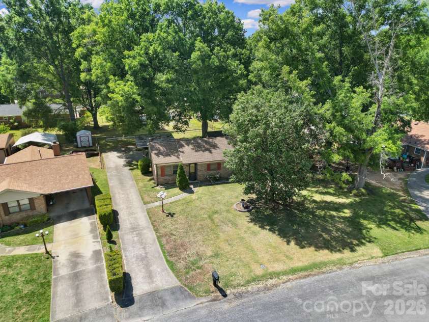 804 Finley Court, Rock Hill, SC 29730.  MLS# CAR4377635, YatesRealty ID 21914. 