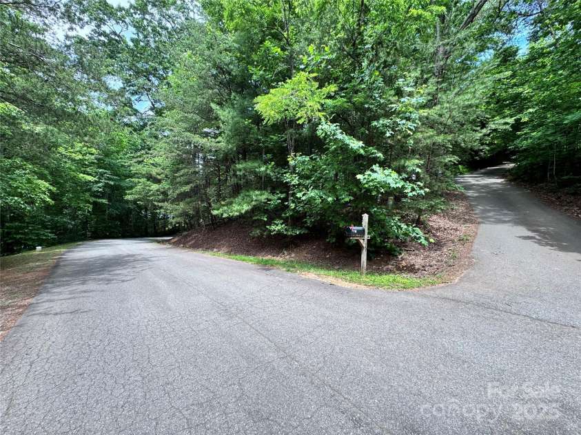 39 Hill and Dale Road, Leicester, NC 28748.  MLS# CAR4269254, YatesRealty ID 21918. 