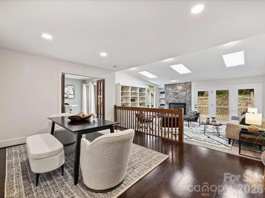 6434 Brandonwood Court, Charlotte, NC 28226.  MLS# CAR4380490, YatesRealty ID 21919. 