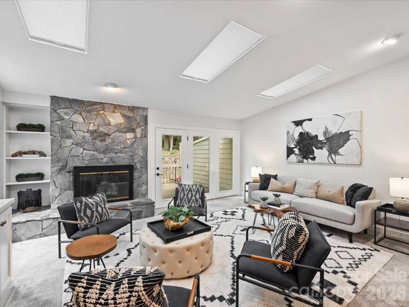 6434 Brandonwood Court, Charlotte, NC 28226.  MLS# CAR4380490, YatesRealty ID 21919. 