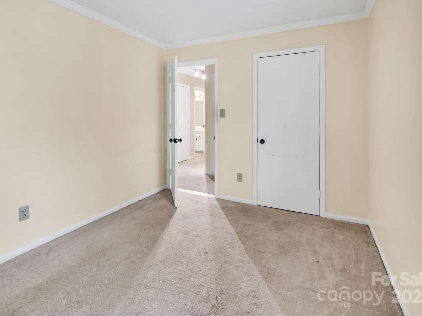 1418 Nottingham Road, Kannapolis, NC 28081.  MLS# CAR4212460, YatesRealty ID 2192. 