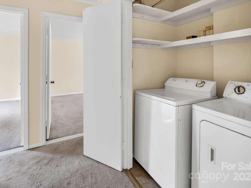 1418 Nottingham Road, Kannapolis, NC 28081.  MLS# CAR4212460, YatesRealty ID 2192. 