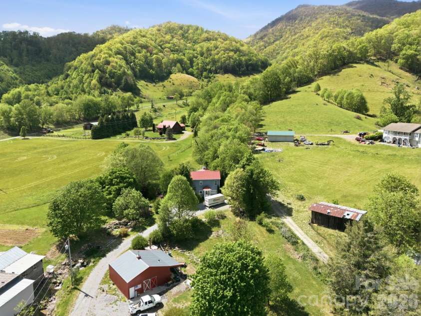 2225 Bald Creek Road, Clyde, NC 28721.  MLS# CAR4375884, YatesRealty ID 21920. 