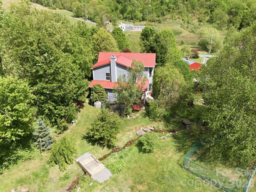 2225 Bald Creek Road, Clyde, NC 28721.  MLS# CAR4375884, YatesRealty ID 21920. 