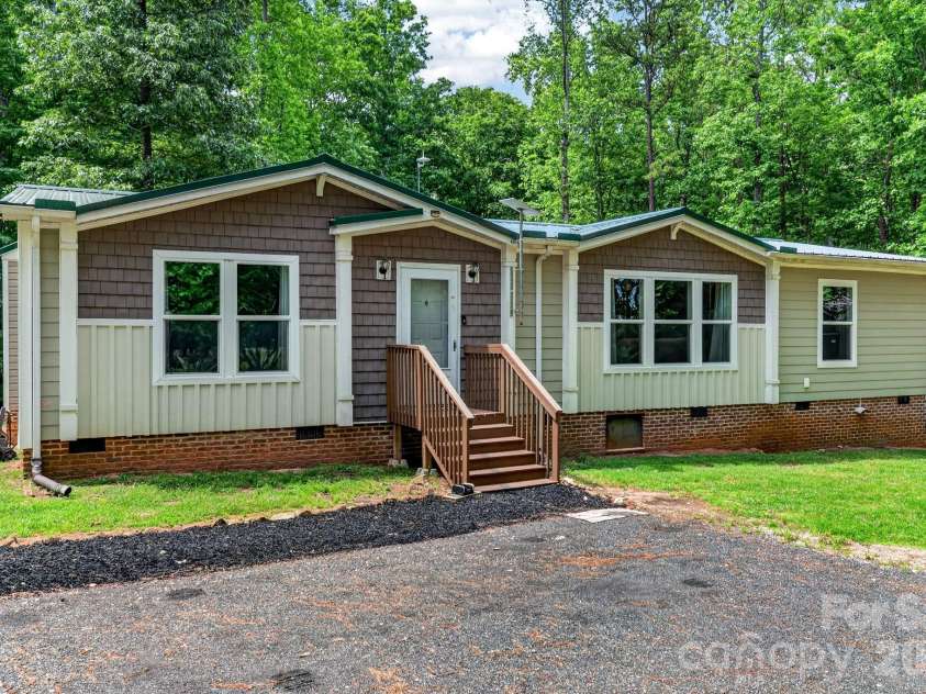 4142 Musket Hill Road, Sharon, SC 29742.  MLS# CAR4377386, YatesRealty ID 21921. 