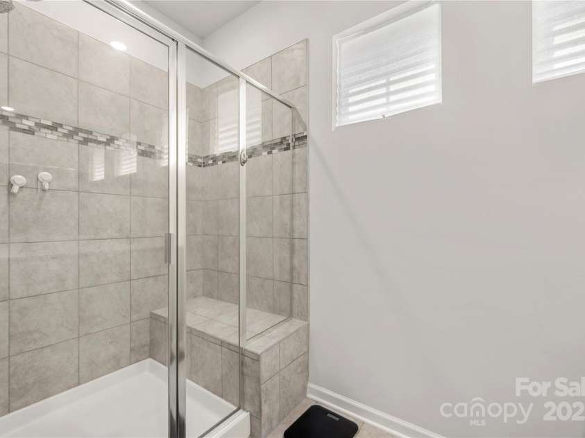 125 White Apple Way, Statesville, NC 28625.  MLS# CAR4270733, YatesRealty ID 21922. 