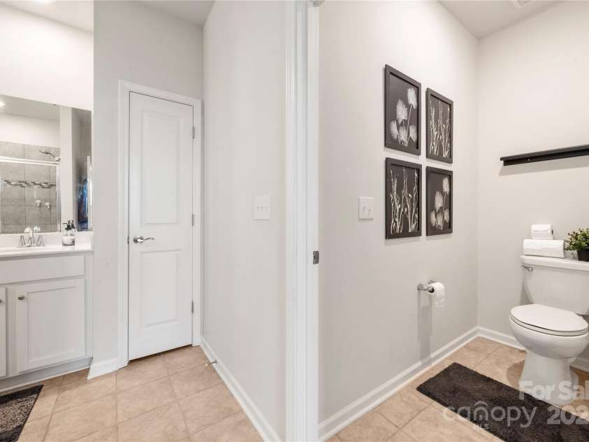 125 White Apple Way, Statesville, NC 28625.  MLS# CAR4270733, YatesRealty ID 21922. 