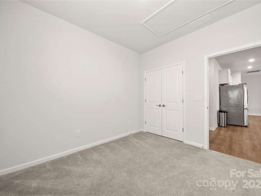 125 White Apple Way, Statesville, NC 28625.  MLS# CAR4270733, YatesRealty ID 21922. 