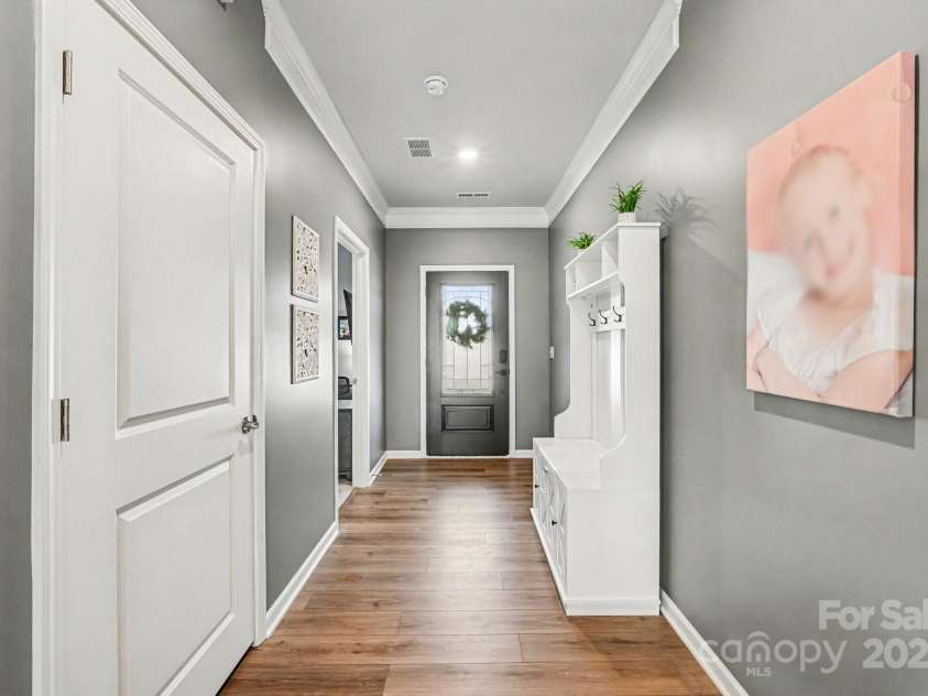 125 White Apple Way, Statesville, NC 28625.  MLS# CAR4329782, YatesRealty ID 21922. 