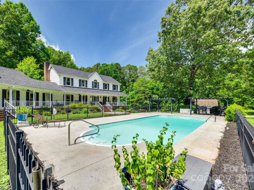 675 Ormand Road, York, SC 29745.  MLS# CAR4272867, YatesRealty ID 21923. In-ground pool