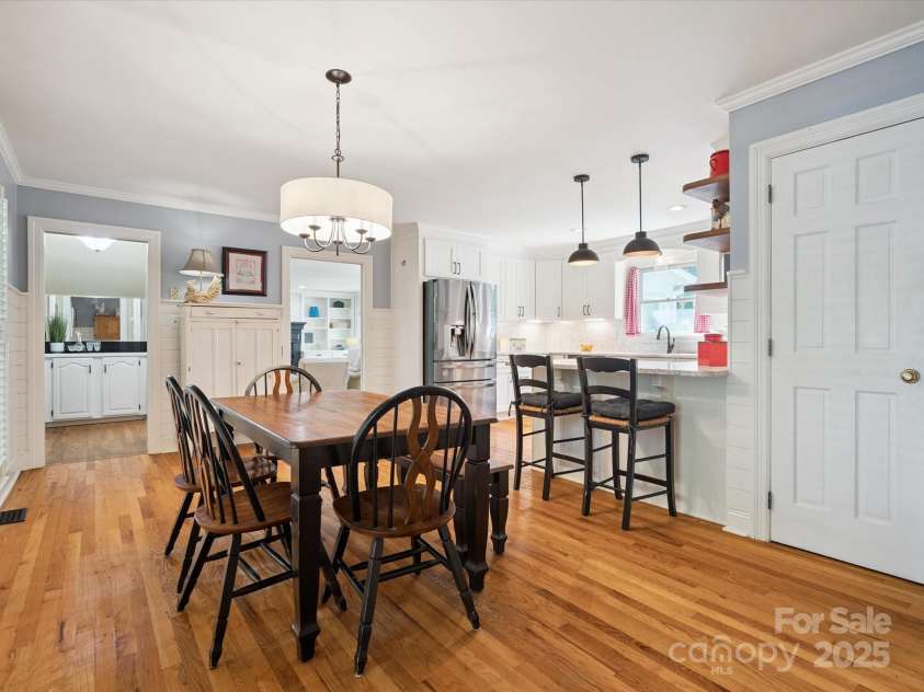 2032 Greenbrook Parkway, Matthews, NC 28104.  MLS# CAR4270703, YatesRealty ID 21924. 