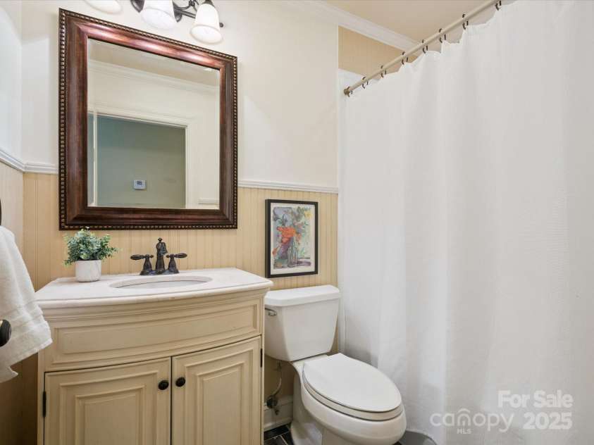 2032 Greenbrook Parkway, Matthews, NC 28104.  MLS# CAR4270703, YatesRealty ID 21924. 