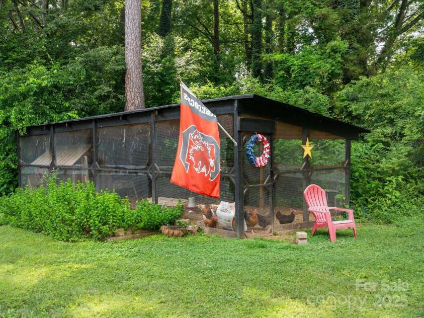2032 Greenbrook Parkway, Matthews, NC 28104.  MLS# CAR4270703, YatesRealty ID 21924. 