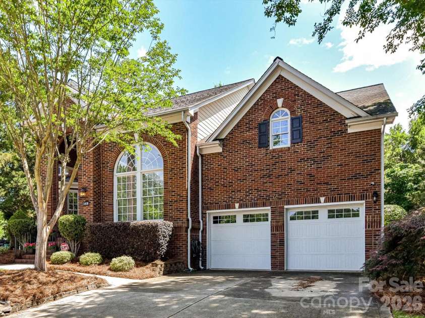 3406 Abbey Hill Lane, Charlotte, NC 28210.  MLS# CAR4360695, YatesRealty ID 21924. 