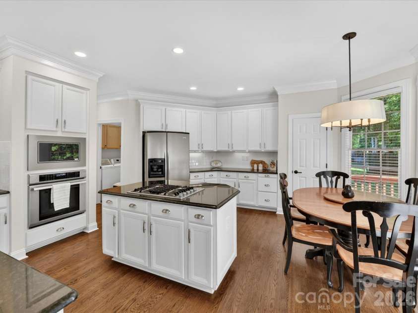 3406 Abbey Hill Lane, Charlotte, NC 28210.  MLS# CAR4360695, YatesRealty ID 21924. 
