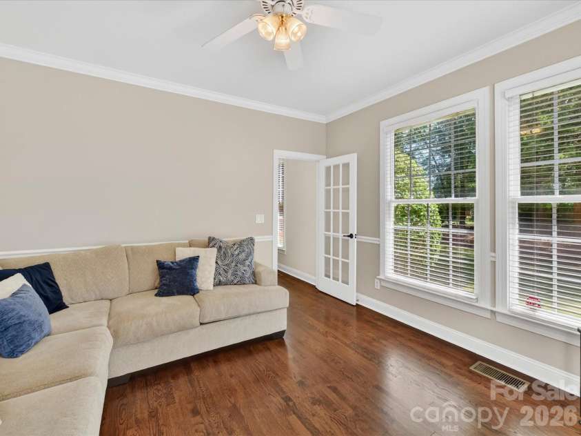 3406 Abbey Hill Lane, Charlotte, NC 28210.  MLS# CAR4360695, YatesRealty ID 21924. 