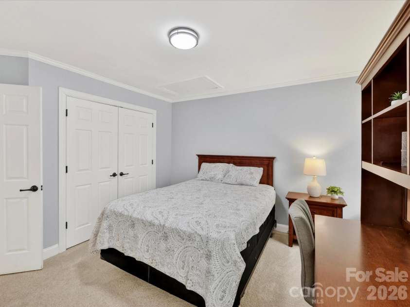 3406 Abbey Hill Lane, Charlotte, NC 28210.  MLS# CAR4360695, YatesRealty ID 21924. 