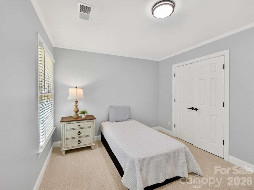 3406 Abbey Hill Lane, Charlotte, NC 28210.  MLS# CAR4360695, YatesRealty ID 21924. 