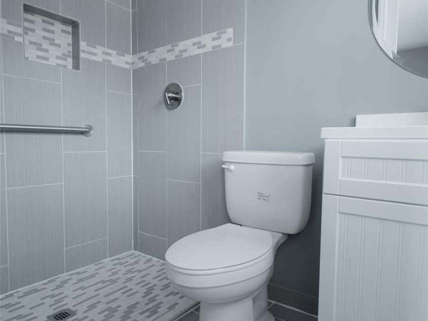 2220 Gaines Avenue, Gastonia, NC 28054.  MLS# CAR4336919, YatesRealty ID 21925. Primary Bathroom-3
