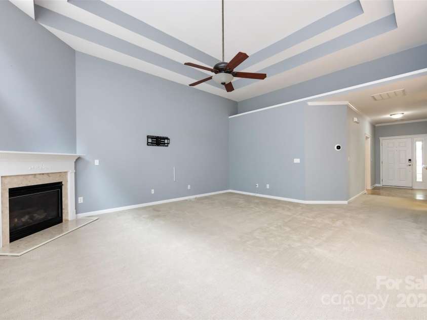 1040 Stonedown Lane, Matthews, NC 28104.  MLS# CAR4271671, YatesRealty ID 21926. 