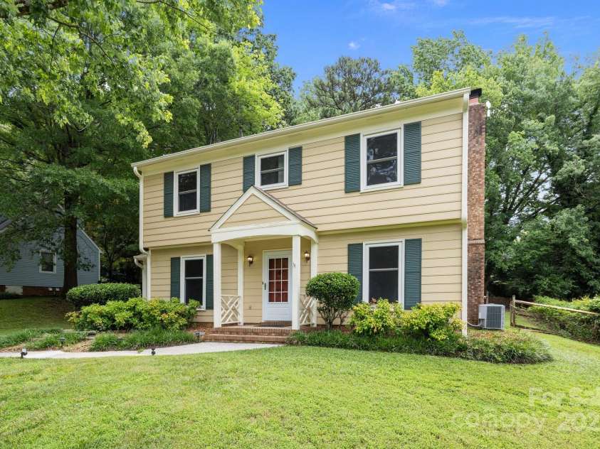 906 Wishing Well Lane, Charlotte, NC 28270.  MLS# CAR4269640, YatesRealty ID 21928. 