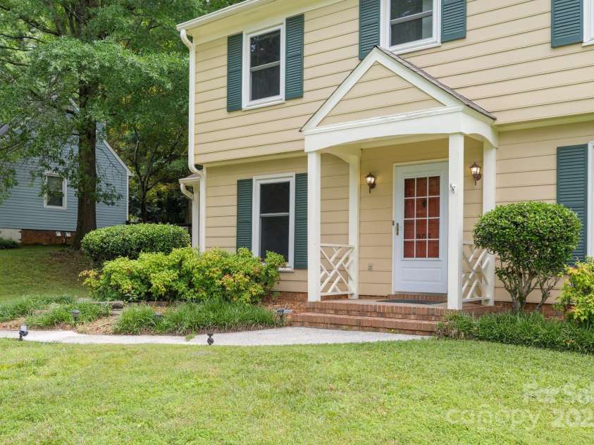 906 Wishing Well Lane, Charlotte, NC 28270.  MLS# CAR4269640, YatesRealty ID 21928. 