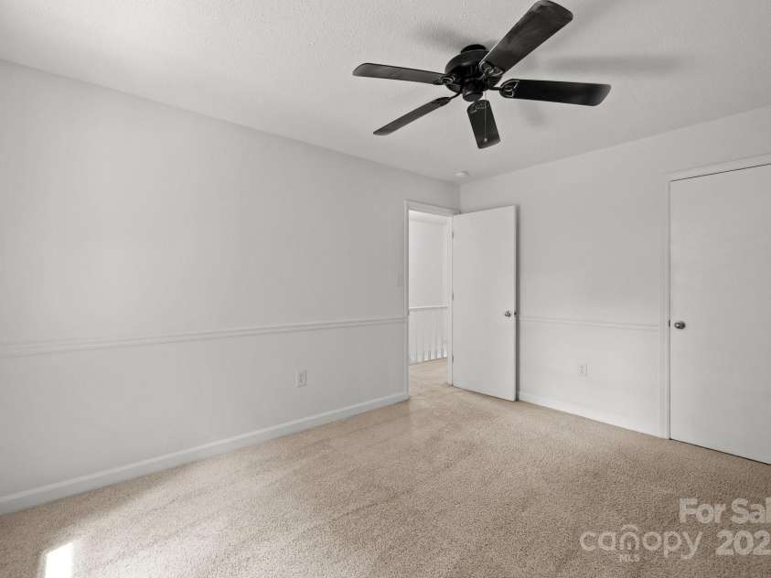 906 Wishing Well Lane, Charlotte, NC 28270.  MLS# CAR4269640, YatesRealty ID 21928. 