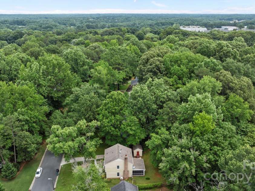 906 Wishing Well Lane, Charlotte, NC 28270.  MLS# CAR4269640, YatesRealty ID 21928. 