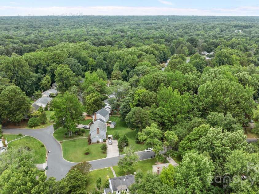 906 Wishing Well Lane, Charlotte, NC 28270.  MLS# CAR4269640, YatesRealty ID 21928. 