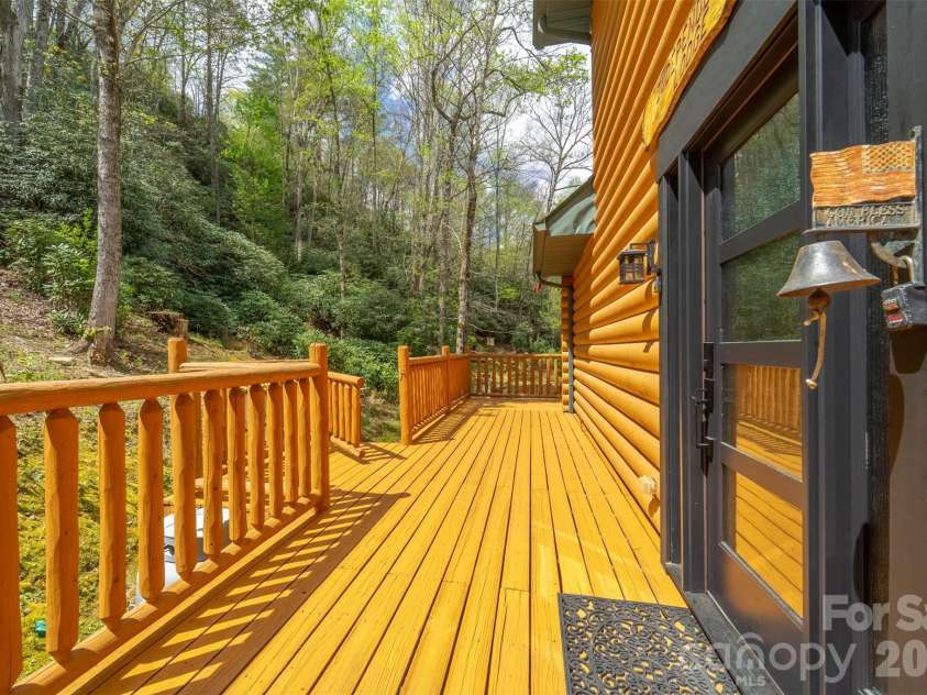 91 Double Springs Road, Almond, NC 28702.  MLS# CAR4377073, YatesRealty ID 21928. 