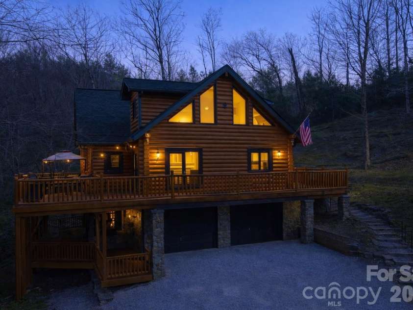 91 Double Springs Road, Almond, NC 28702.  MLS# CAR4377073, YatesRealty ID 21928. 