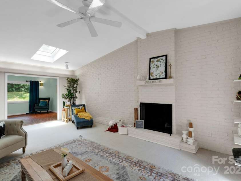 331 Glen Oaks Road, Charlotte, NC 28270.  MLS# CAR4260350, YatesRealty ID 21929. Charming full brick wall with cozy fireplace