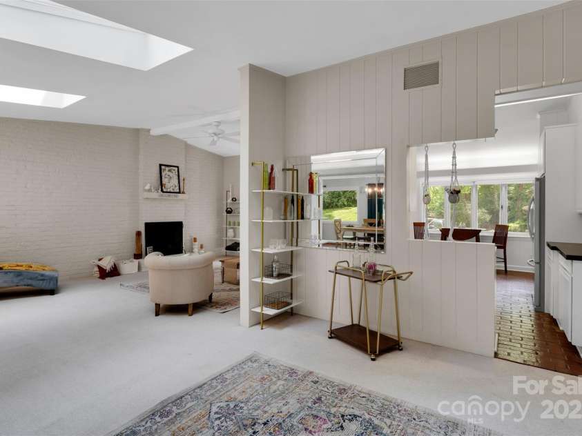 331 Glen Oaks Road, Charlotte, NC 28270.  MLS# CAR4260350, YatesRealty ID 21929. Want a larger kitchen? - easily convert this space to create a chef's dream!