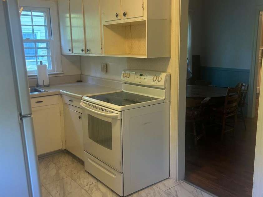 831 Jackson Street, Gastonia, NC 28052.  MLS# CAR4379164, YatesRealty ID 21929. 