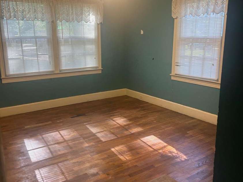 831 Jackson Street, Gastonia, NC 28052.  MLS# CAR4379164, YatesRealty ID 21929. 