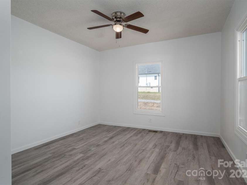 1411 ROSELAND Drive, Lincolnton, NC 28092.  MLS# CAR4228257, YatesRealty ID 2193. 