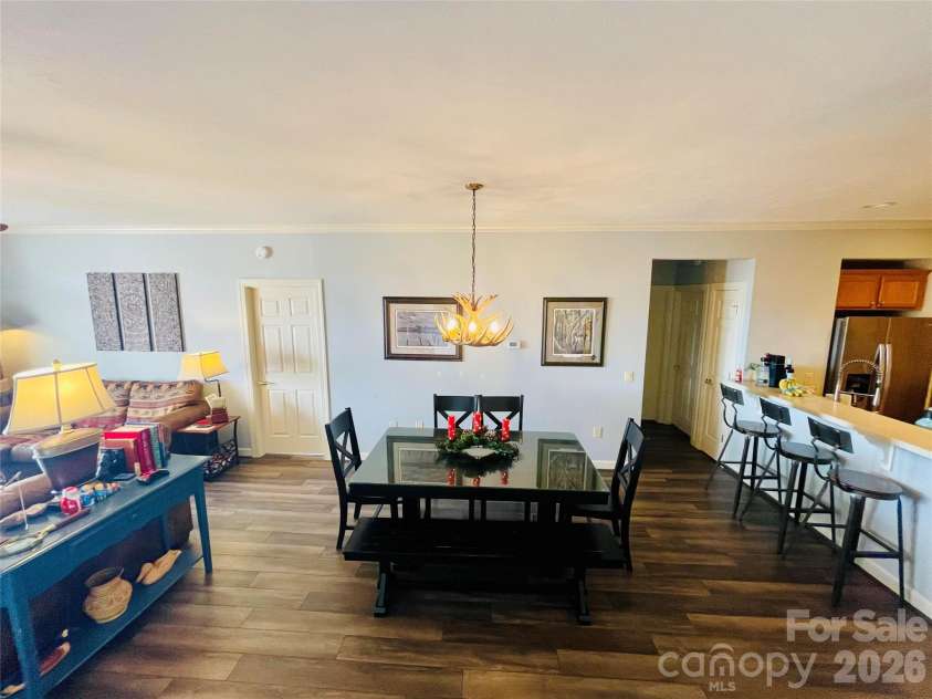 180 Windy Knoll, Banner Elk, NC 28604.  MLS# CAR4289909, YatesRealty ID 2193. 