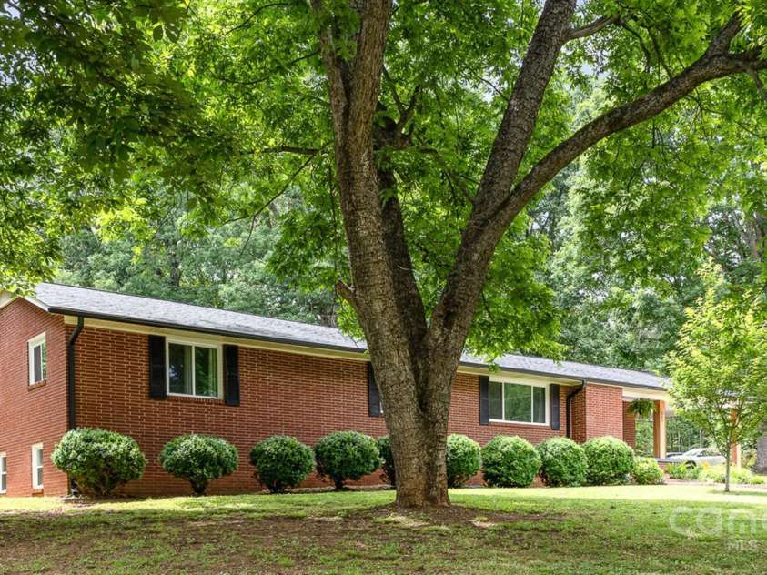 240 China Grove Road, China Grove, NC 28123.  MLS# CAR4262708, YatesRealty ID 21930. 