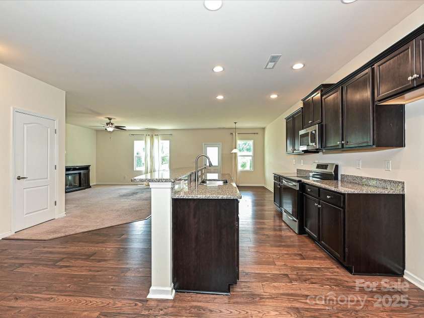 9027 Gray Willow Road, Charlotte, NC 28227.  MLS# CAR4259088, YatesRealty ID 21931. 