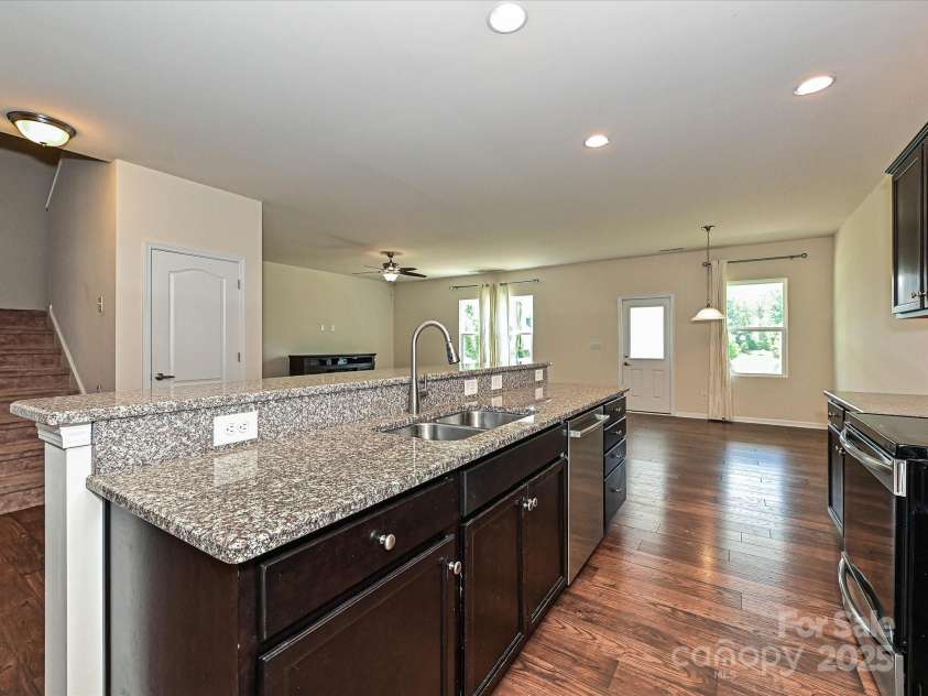 9027 Gray Willow Road, Charlotte, NC 28227.  MLS# CAR4259088, YatesRealty ID 21931. 