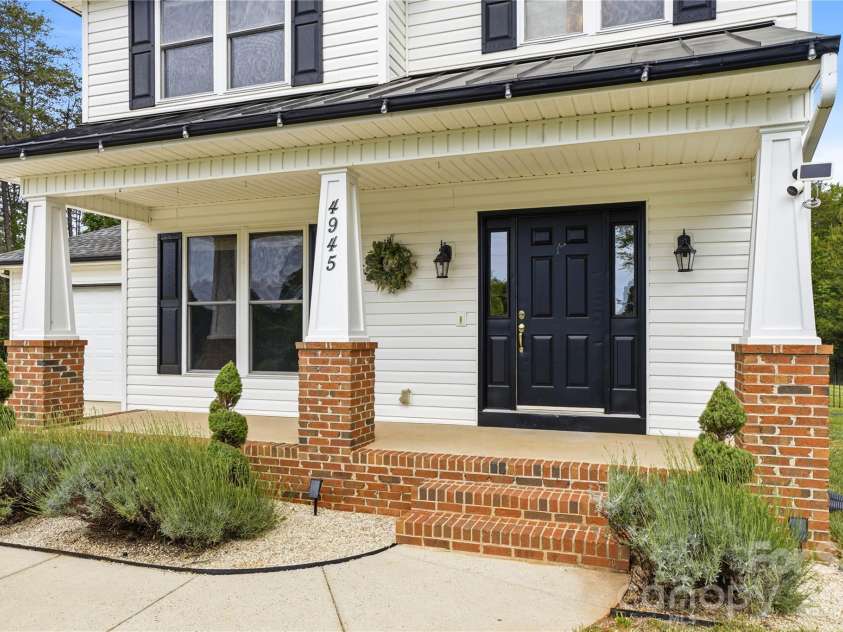 4945 Grassy Creek Road, Denver, NC 28037.  MLS# CAR4380541, YatesRealty ID 21933. Front Porch
