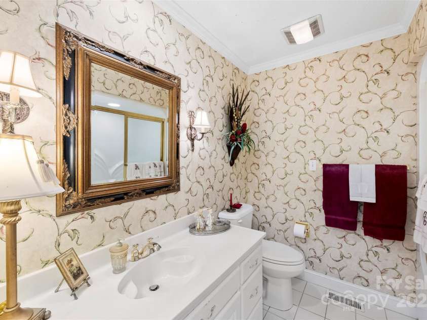 600 Queens Road, Cherryville, NC 28021.  MLS# CAR4272279, YatesRealty ID 21933. 