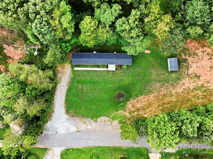 1884 Kensway Drive, Hudson, NC 28638.  MLS# CAR4287271, YatesRealty ID 21934. 