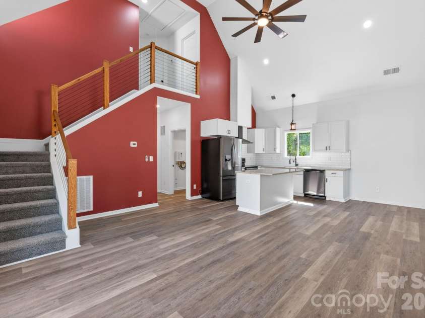 510 North Mulberry Street, Cherryville, NC 28021.  MLS# CAR4374102, YatesRealty ID 21934. 