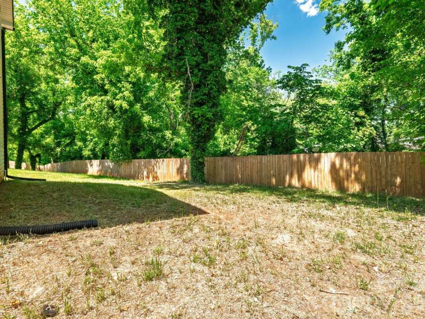 510 North Mulberry Street, Cherryville, NC 28021.  MLS# CAR4374102, YatesRealty ID 21934. 