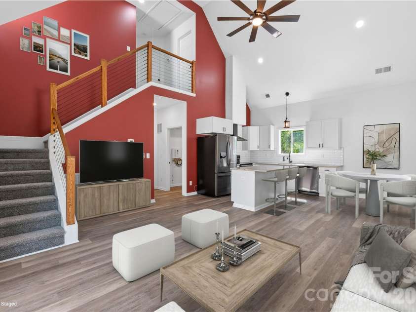 510 North Mulberry Street, Cherryville, NC 28021.  MLS# CAR4374102, YatesRealty ID 21934. 