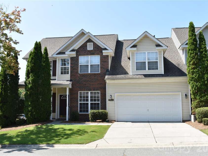 10932 STONE TRAIL Road, Charlotte, NC 28213.  MLS# CAR4410560, YatesRealty ID 21935. Front